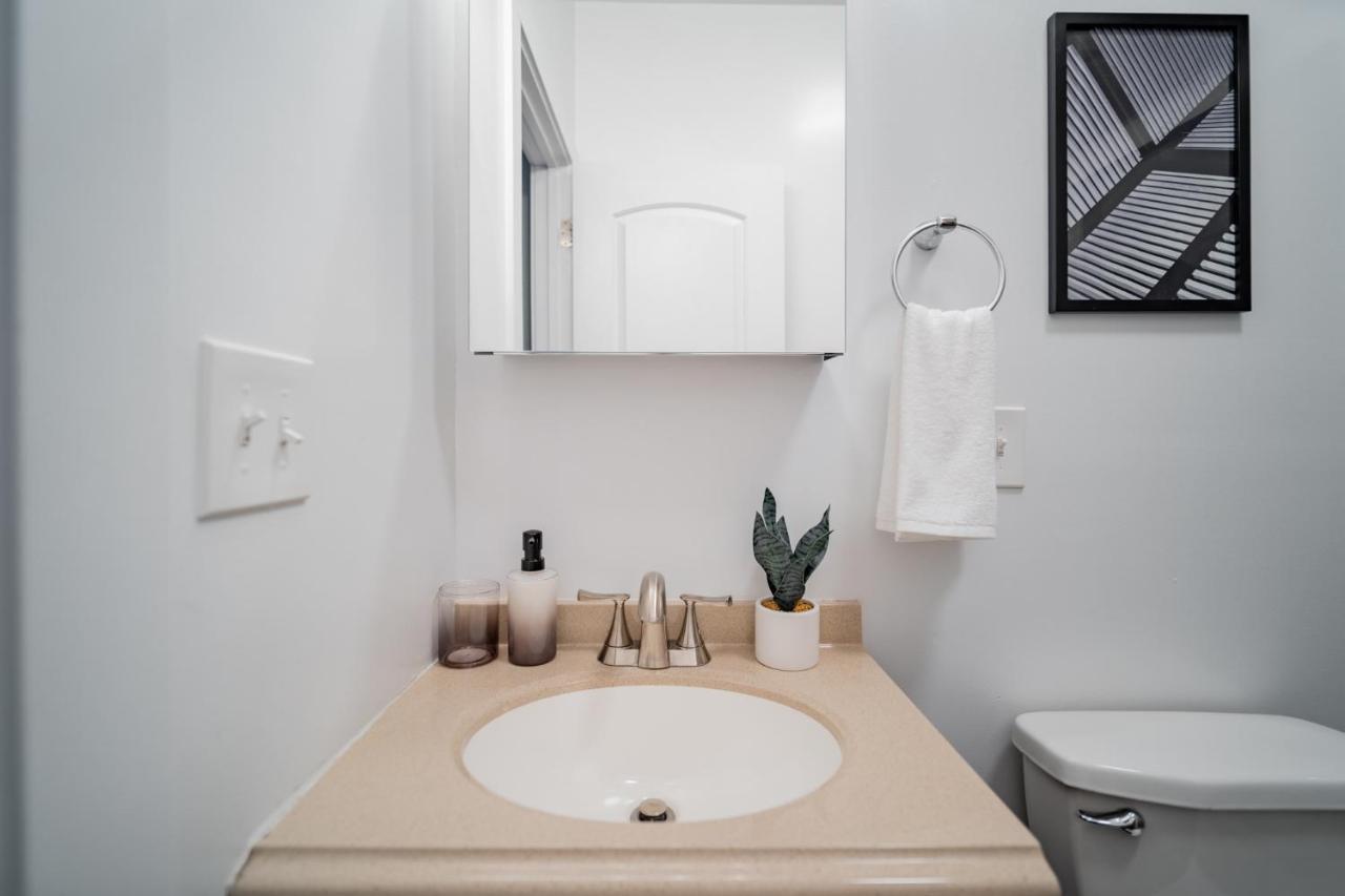 2Br Apartment In Lively Neighborhood Of Wrigley Field - Grace 1 Чикаго Экстерьер фото