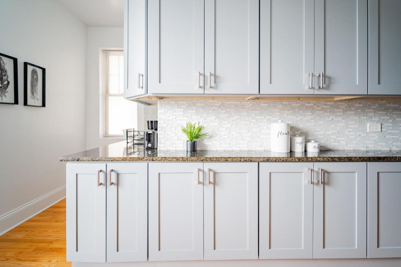 2Br Apartment In Lively Neighborhood Of Wrigley Field - Grace 1 Чикаго Экстерьер фото
