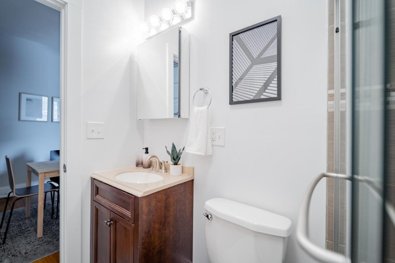2Br Apartment In Lively Neighborhood Of Wrigley Field - Grace 1 Чикаго Экстерьер фото